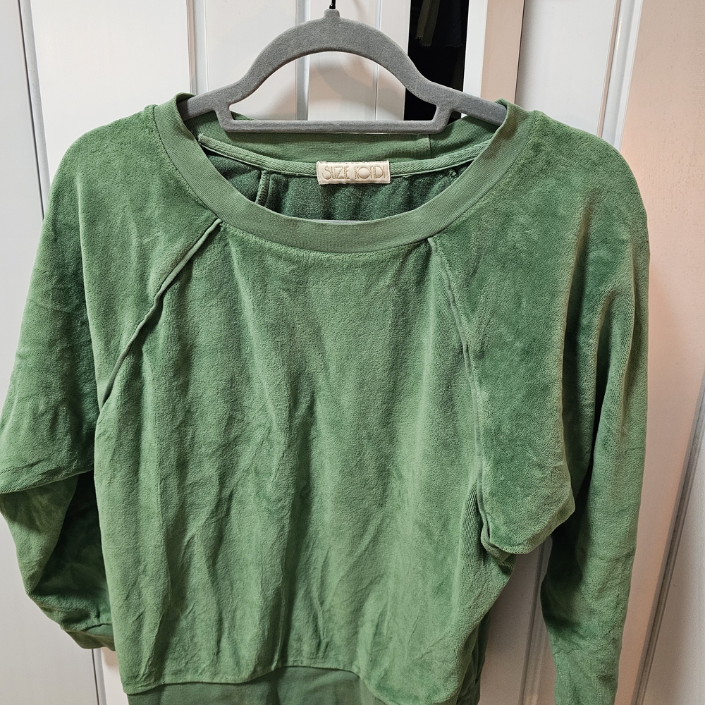 Suzi Kondi Green Velour Track Pants & Joggers - Picture 6 of 13